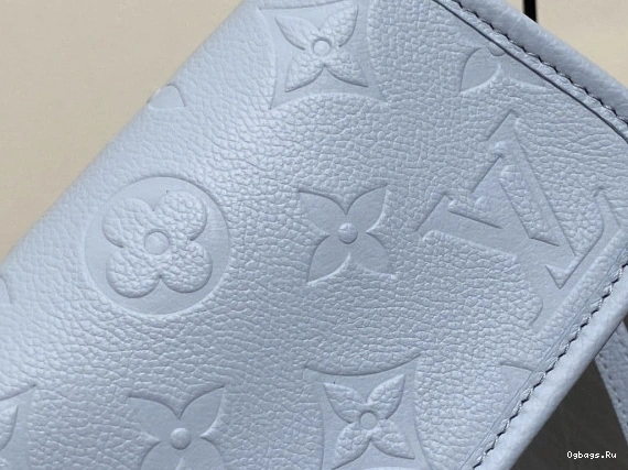 VUITTON LOUIS Diane-19*10.5*6 CM Nano 0302